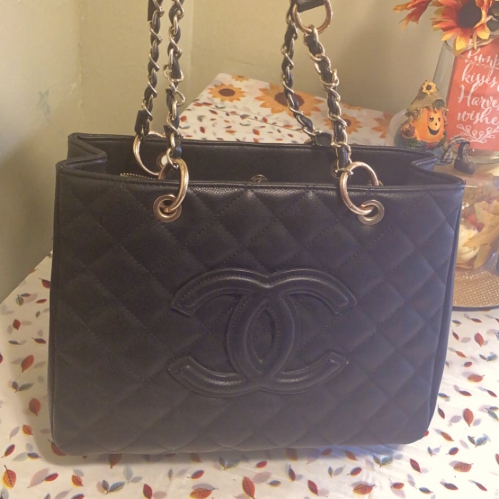 Handbag